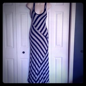 Super Cute "Maxi-Dress"